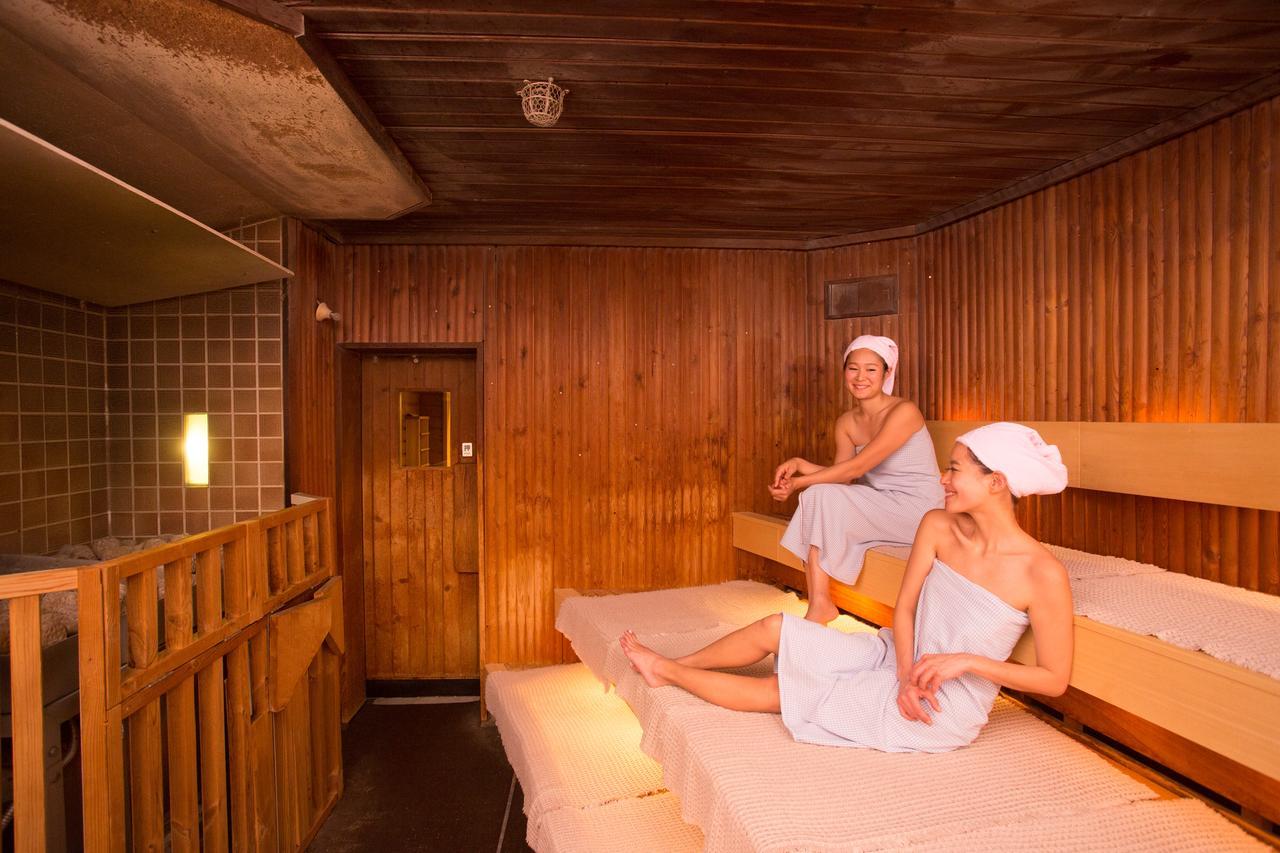 New Japan Lady'S Capsule Hotel Осака Екстер'єр фото